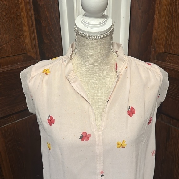 Loft Floral Sleeveless Blouse - Picture 2 of 6